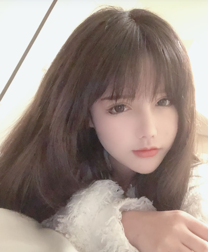 验证论坛信息，白嫩大奶小美女